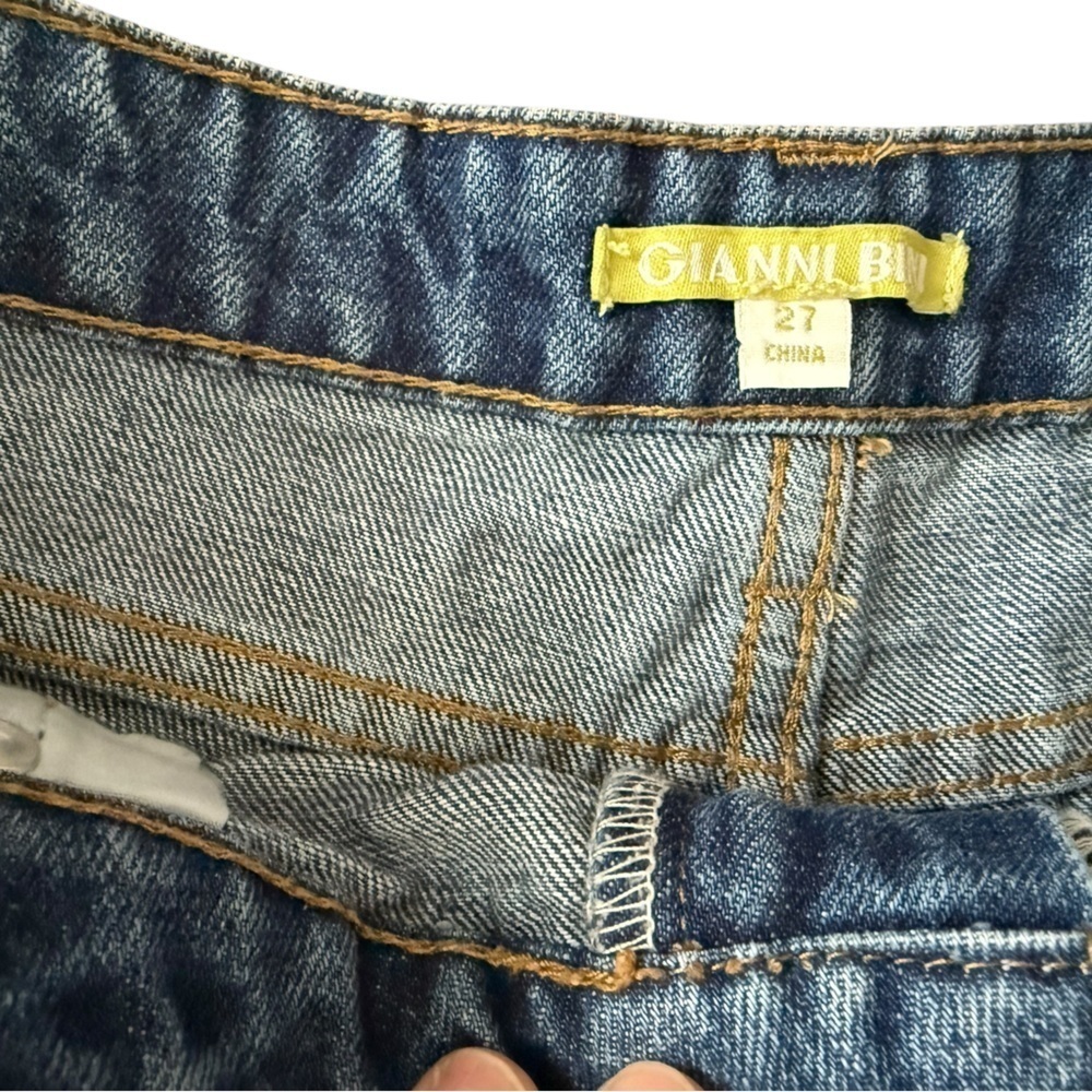 Gianni Bini Distressed Denim Cutoff Shorts Size 27 Jean Shorts 100% cotton - Picture 3 of 4
